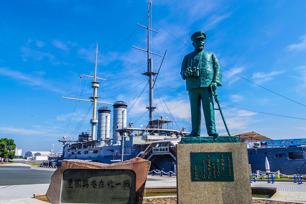 横須賀三笠公園の像