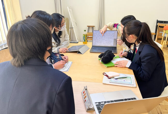 海老名市の中学生 デザインの職場体験